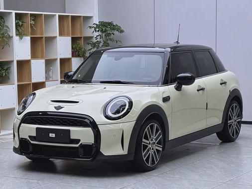 MINI Other 2022