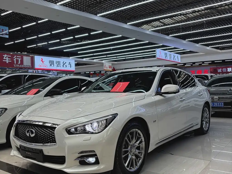 Infiniti Q50