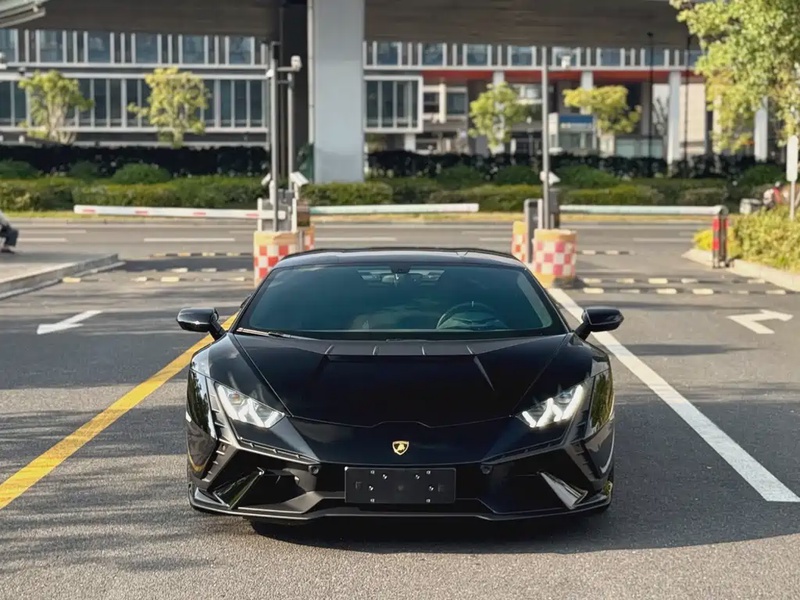 Lamborghini Huracan