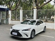 Lexus ES 2024