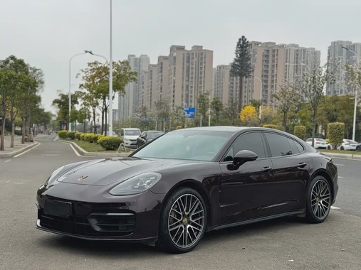 Porsche Panamera 2022
