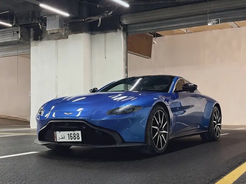 Aston Martin Vantage