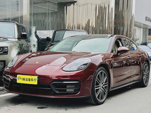 Porsche Panamera 2021
