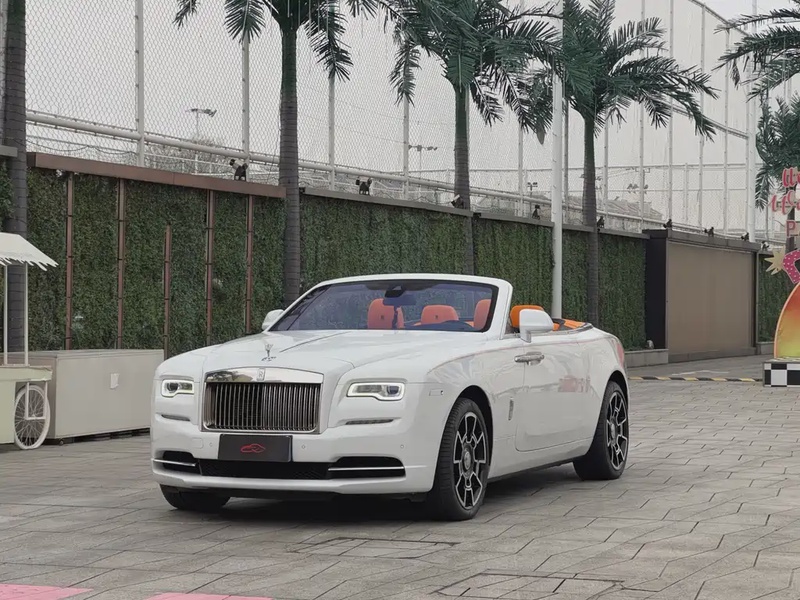 Rolls-Royce Dawn