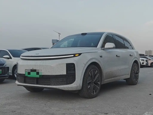 Li Auto L6 2025