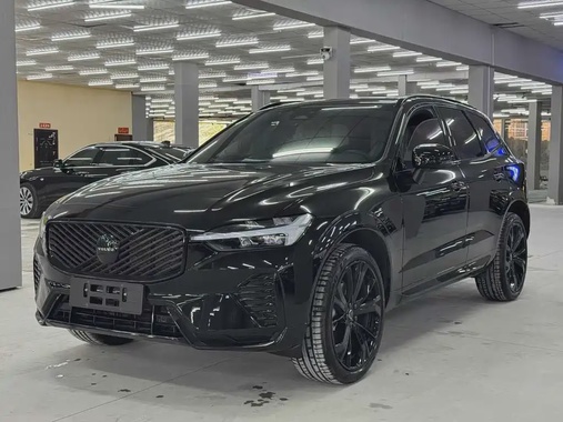 Volvo XC60 2025