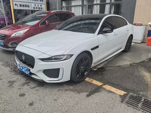 Jaguar XE 2025