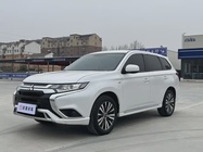 Mitsubishi Outlander 2023