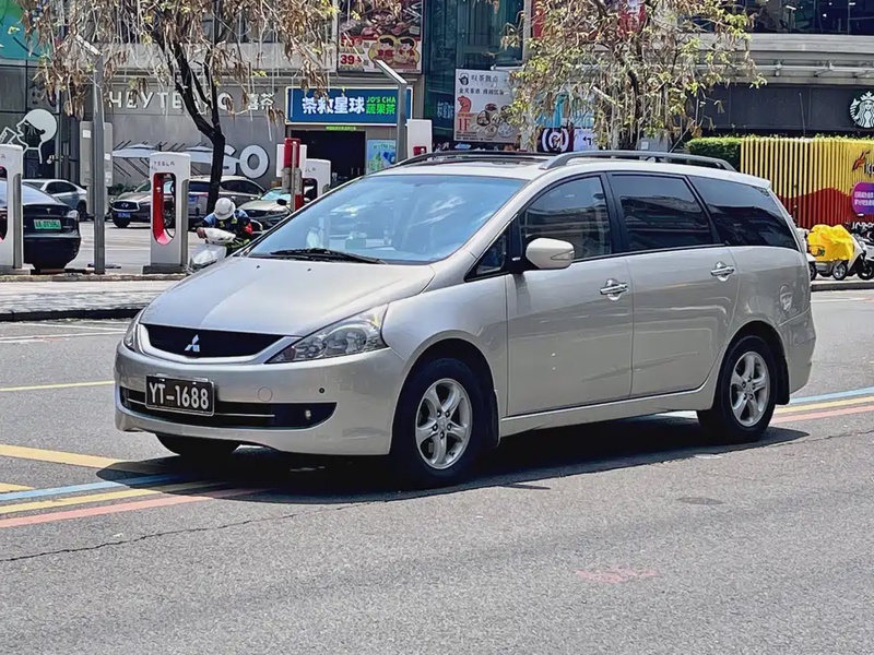 Mitsubishi Grandis