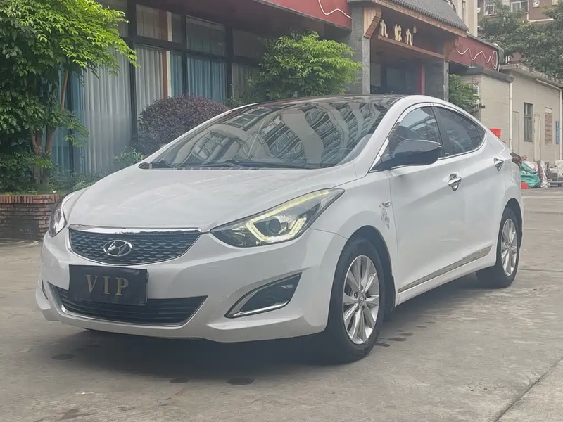 Hyundai Elantra