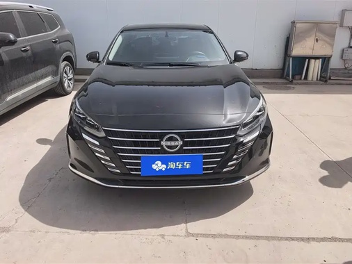 Nissan Teana 2024