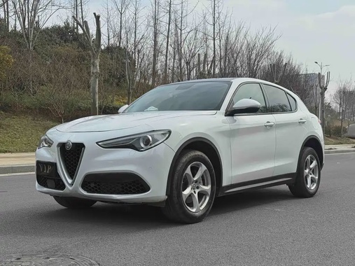 Alfa Romeo Stelvio 2019