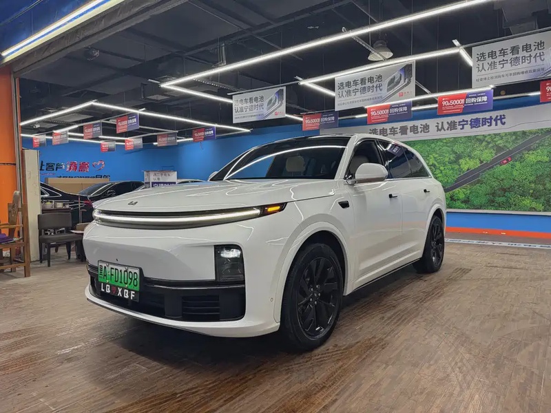 Li Auto L7