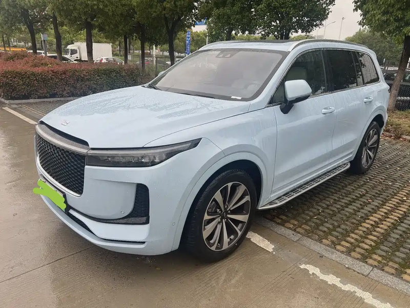 Li Auto ONE