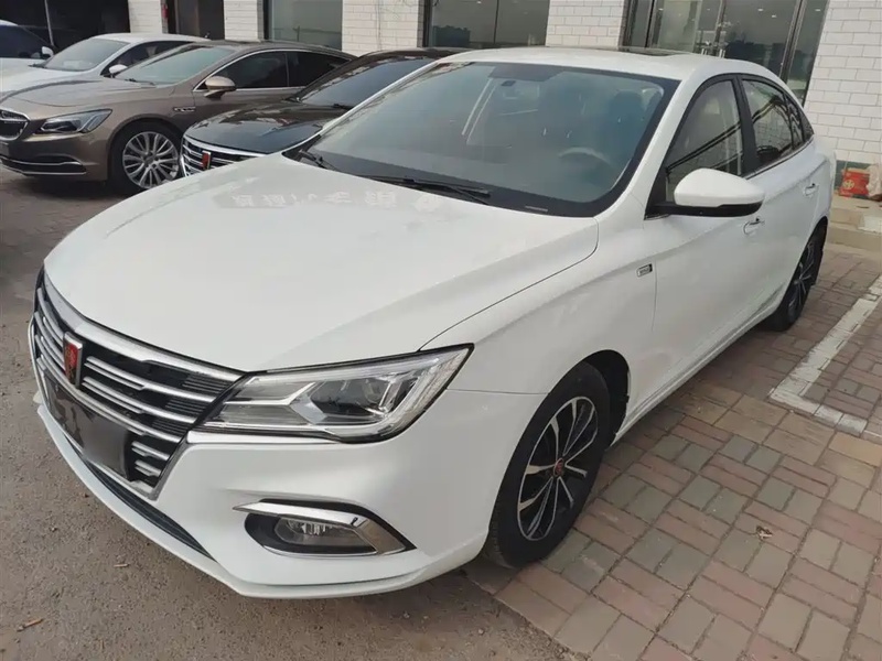 Roewe i5