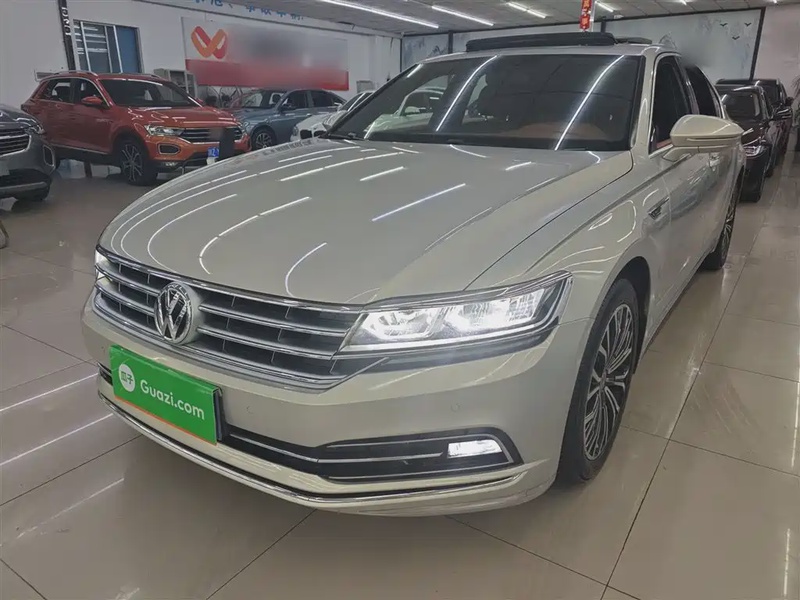 Volkswagen Phideon