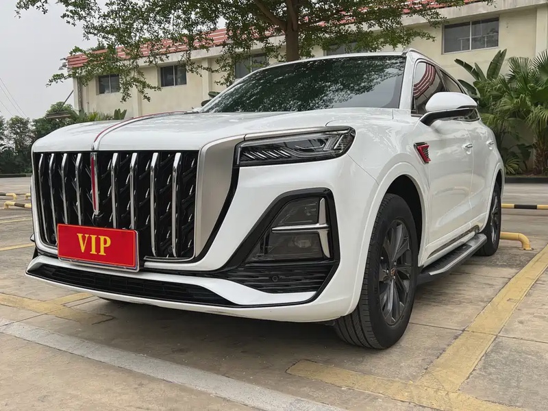 Hongqi HS5