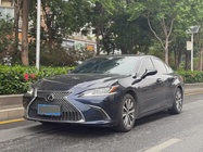 Lexus ES 2019