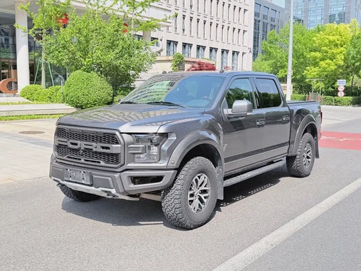 Ford F-150 Raptor 2018
