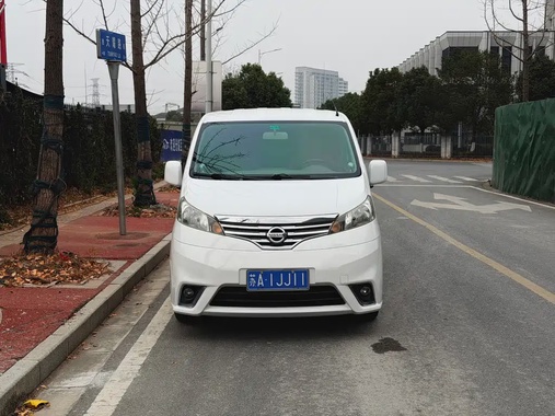 Nissan NV200 2014