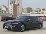 Lexus ES 2022