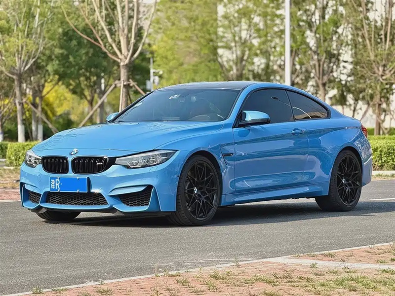 BMW M4