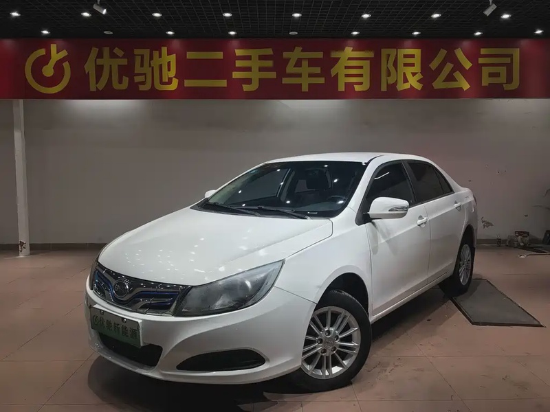 BYD e5