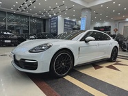 Porsche Panamera 2023