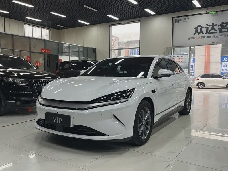 BYD Qin L
