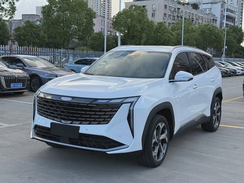 Geely Boyue L