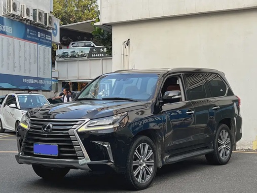 Lexus LX 2017