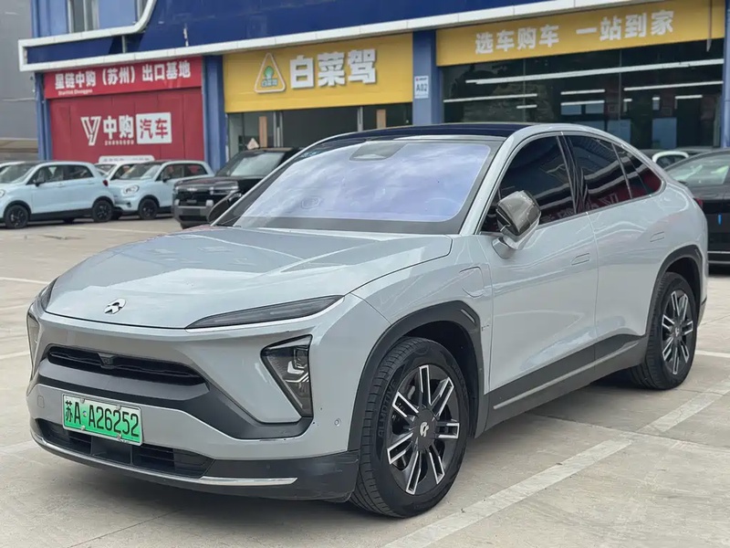 NIO ES6