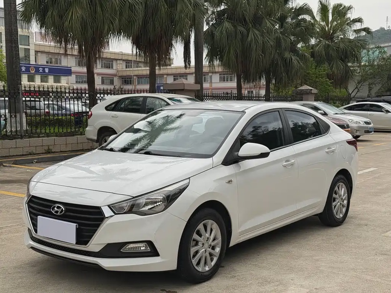 Hyundai Verna
