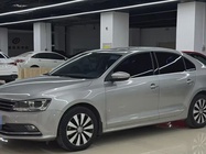 Volkswagen Sagitar 2018