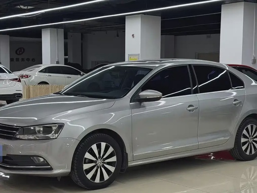 Volkswagen Sagitar 2018