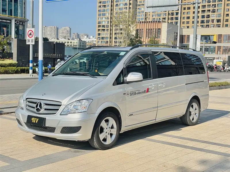 Mercedes-Benz Viano