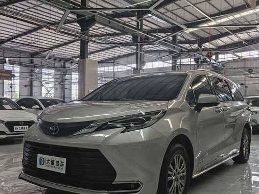 Toyota Sienna 2022