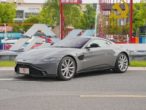 Aston Martin Vantage 2021