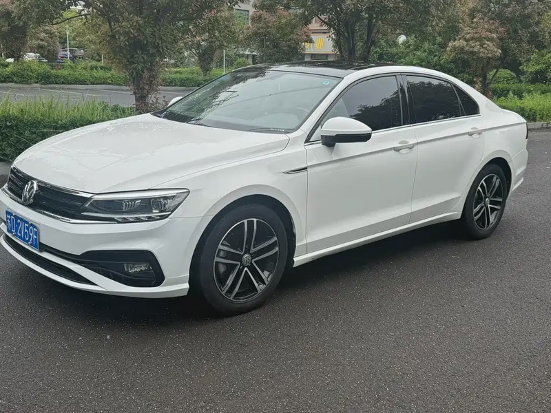 Volkswagen Lamando