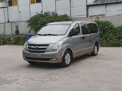 Hyundai H-1 2013