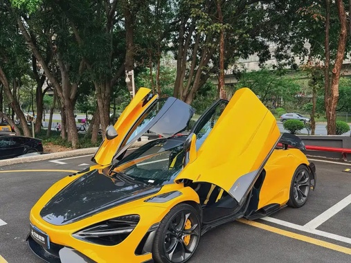 McLaren 720S 2020