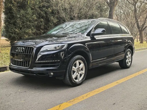 Audi Q7 2015