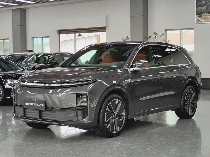 Li Auto L6