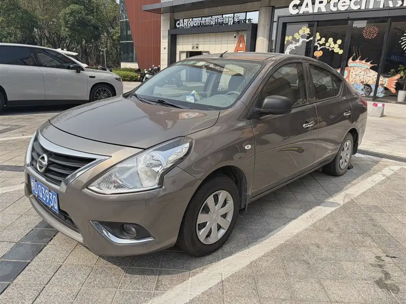 Nissan Sunny
