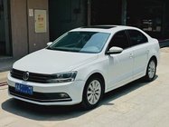 Volkswagen Sagitar 2015