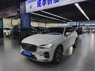 Volvo XC60 2025