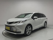 Toyota Sienna 2025
