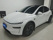 Tesla Model Y 2025