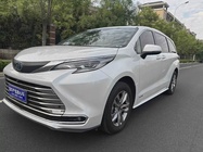 Toyota Sienna 2024