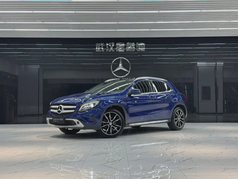 Mercedes-Benz GLA-Class